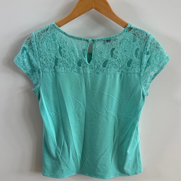 Van Heusen Aqua top with Lace Detailing - Picture 3 of 5
